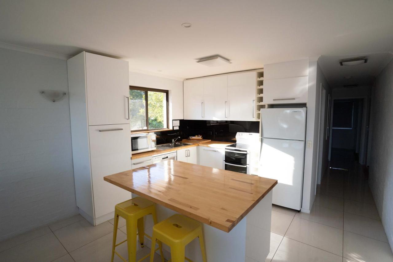 Myuna Holiday Apartments นูซาเฮดส์ ภายนอก รูปภาพ