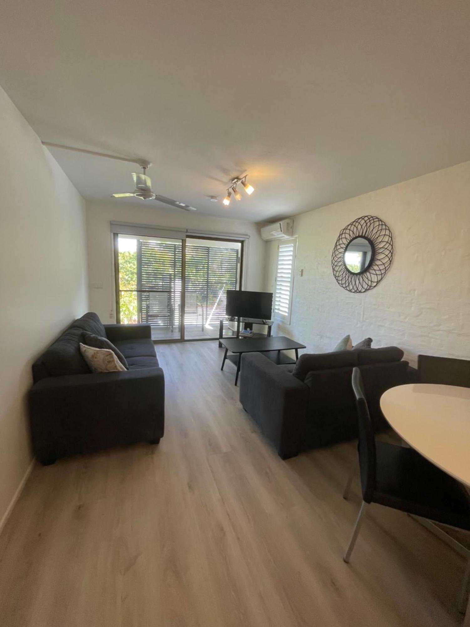 Myuna Holiday Apartments นูซาเฮดส์ ภายนอก รูปภาพ
